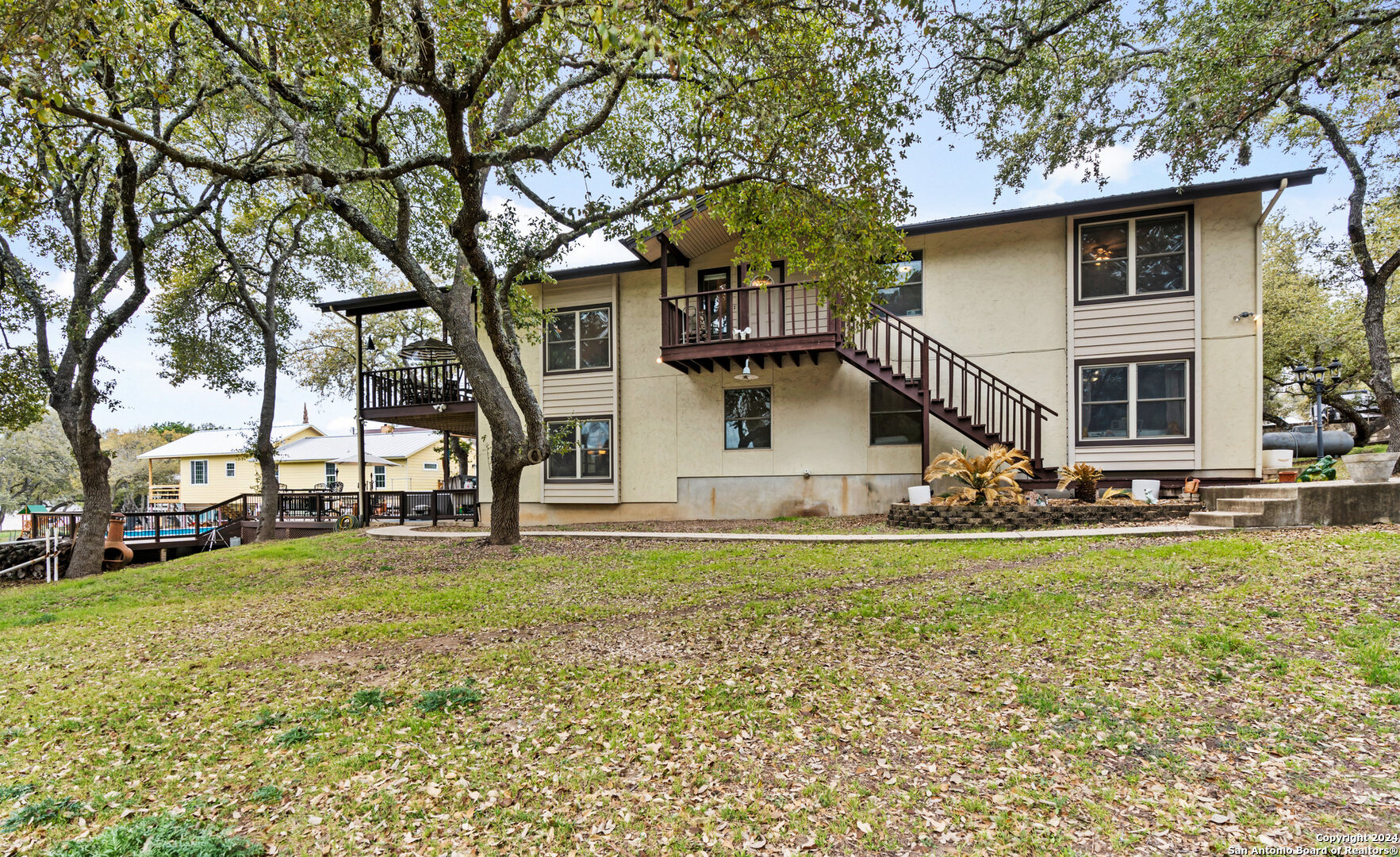 1497 Pebble Beach Road Lakehills, TX 78063 - Photo 5 of 44