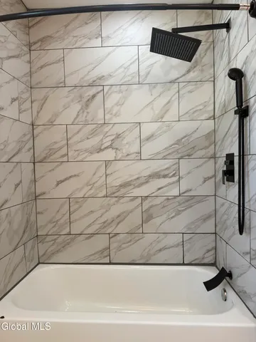 $18,000 | 91 Clinton Street, Unit 2, Albany, NY 12202