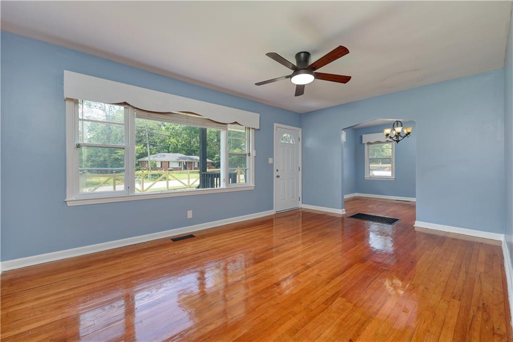 5866 Morningside Drive Columbus, GA 31909 - Photo 5 of 47