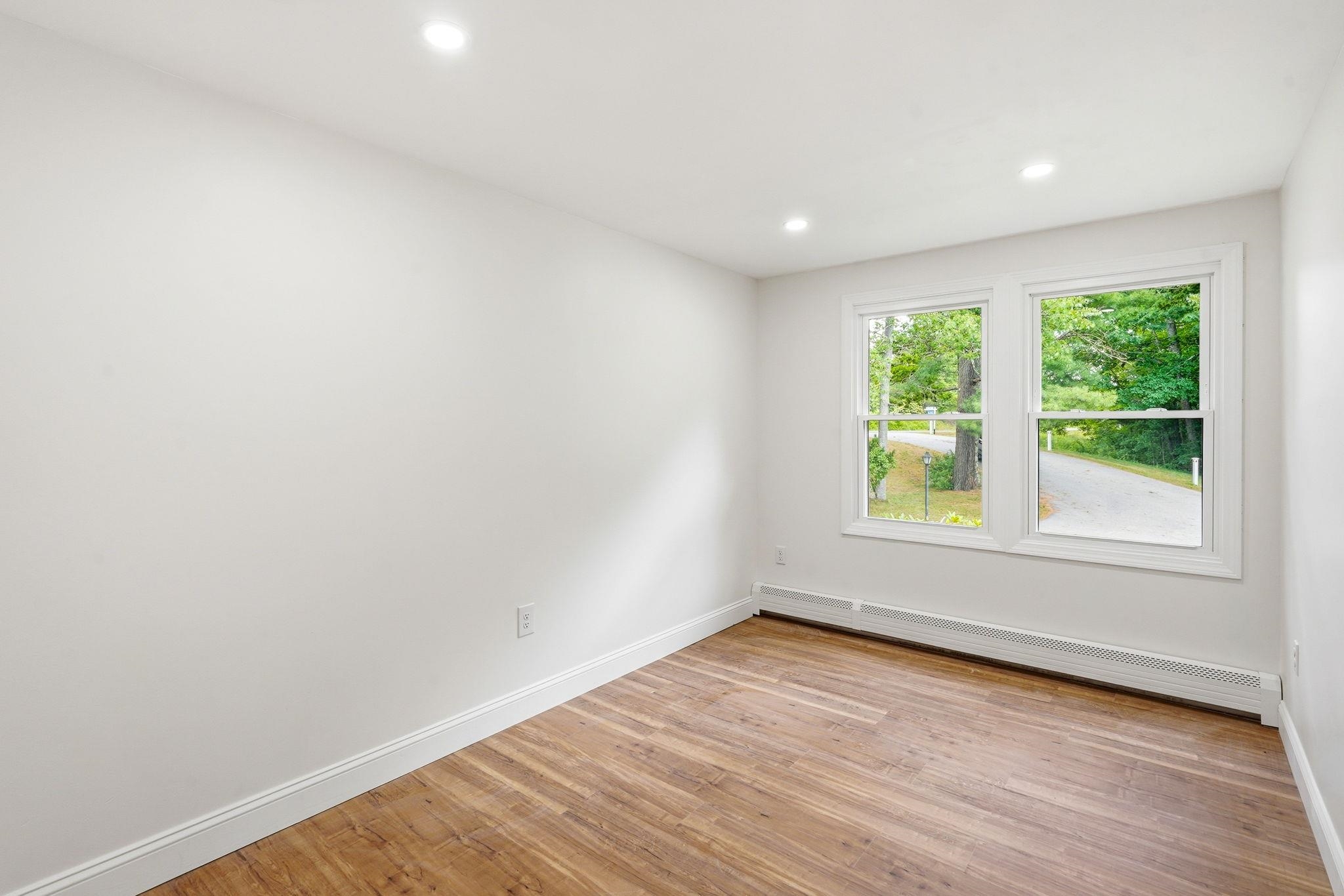 632 Raymond Road Chester, NH 03036 - Photo 11 of 23