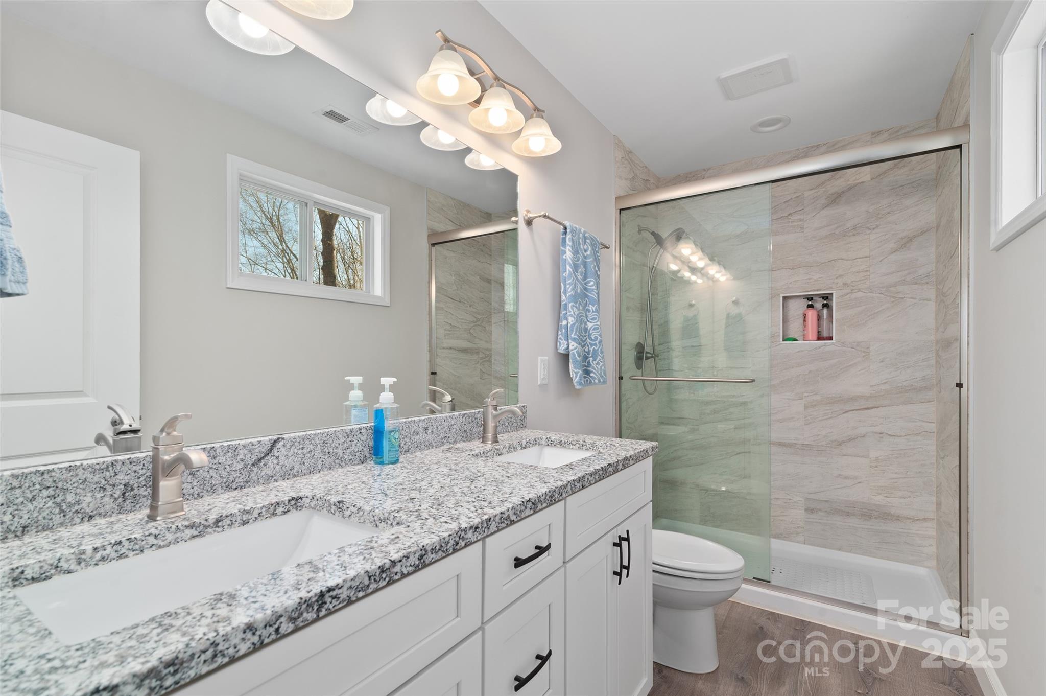 16 Spring Street Candler, NC 28715 - Photo 21 of 24 Gallery Image 21
