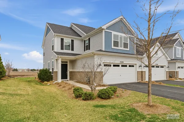 $465,000 | 4184 Calder Lane, Aurora, IL 60504