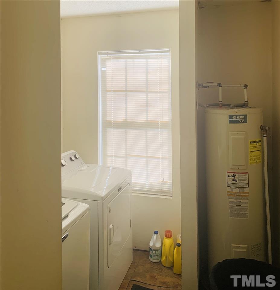 211 Chester Road Roseboro, NC 28382 - Photo 11 of 30 Gallery Image 11