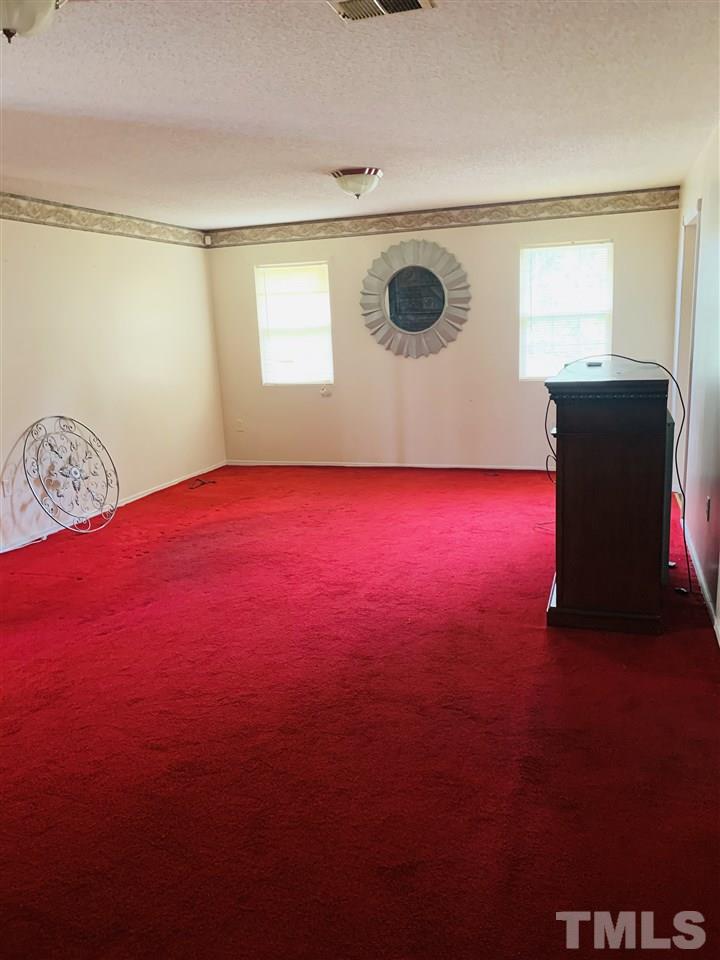 211 Chester Road Roseboro, NC 28382 - Photo 15 of 30 Gallery Image 15