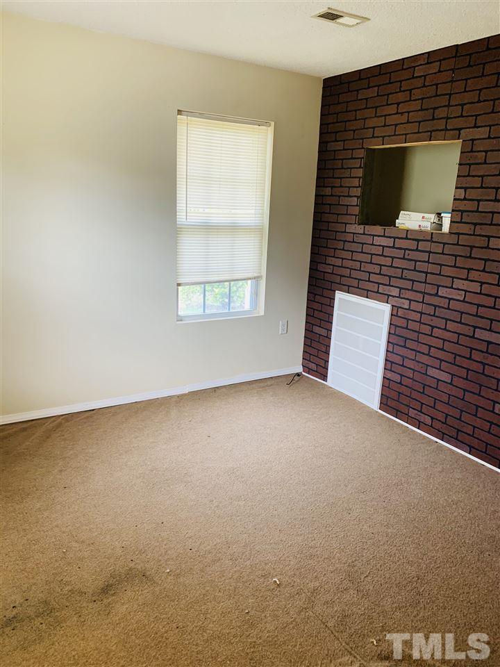 211 Chester Road Roseboro, NC 28382 - Photo 17 of 30 Gallery Image 17