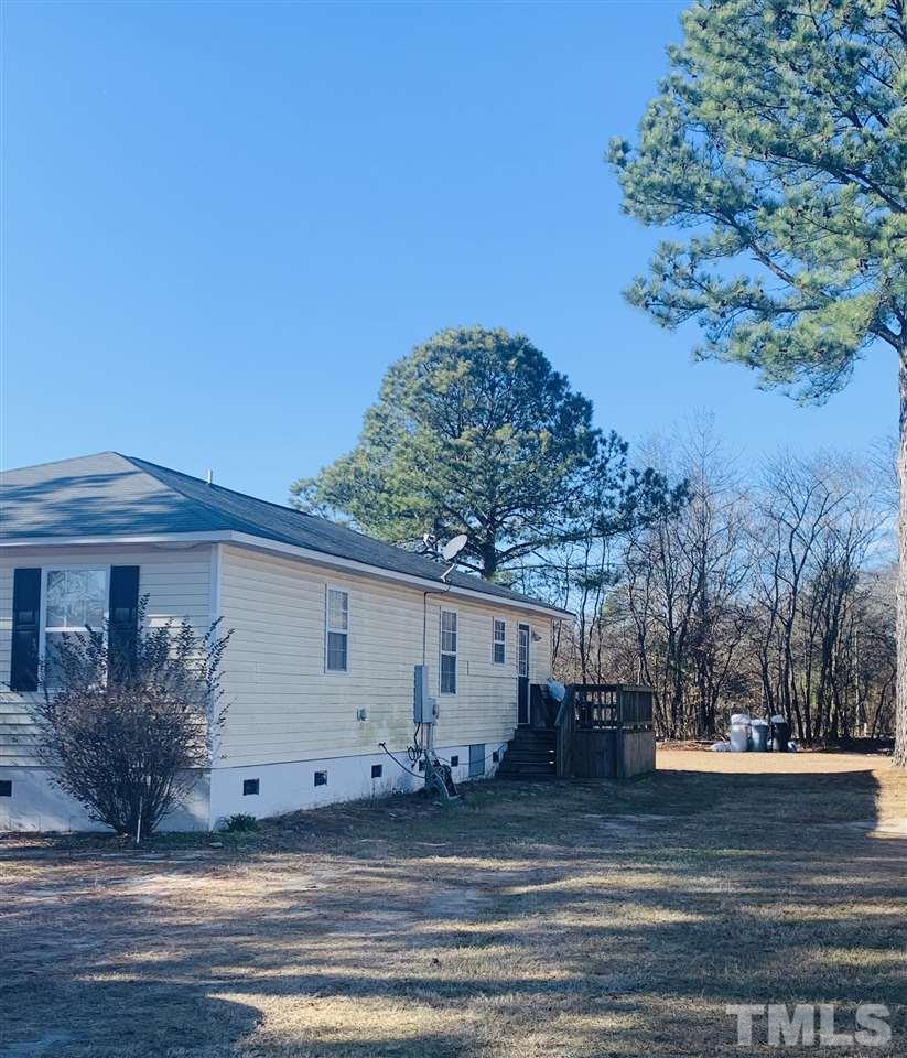 211 Chester Road Roseboro, NC 28382 - Photo 4 of 30 Gallery Image 4