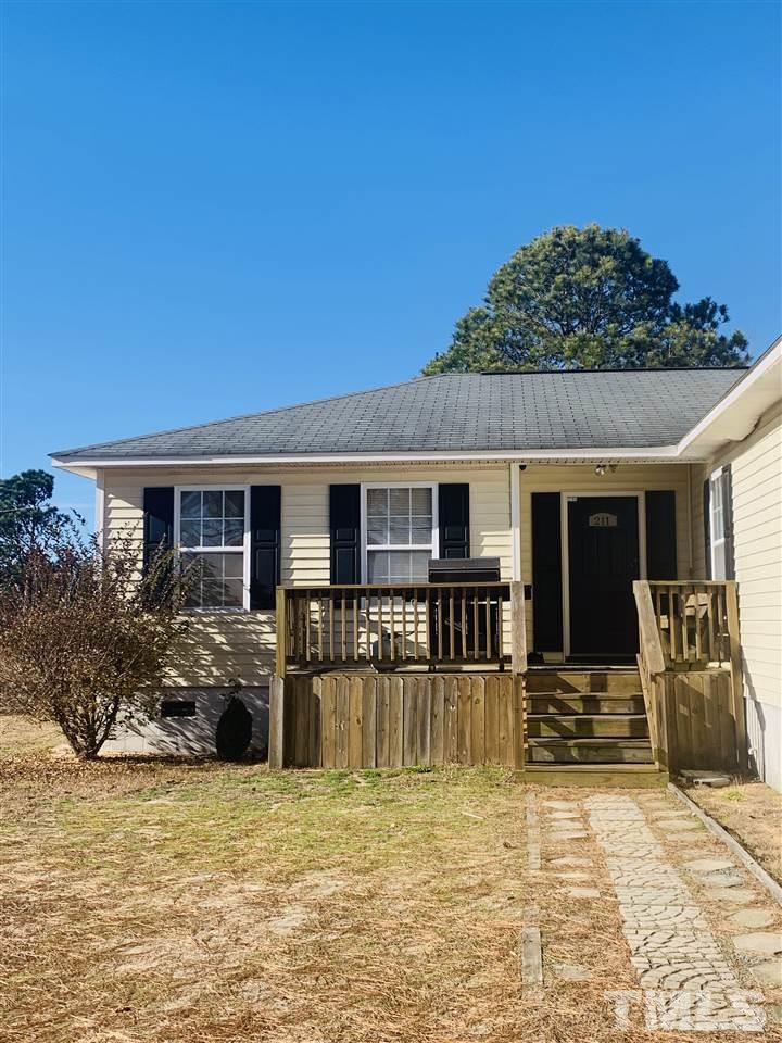211 Chester Road Roseboro, NC 28382 - Photo 7 of 30 Gallery Image 7