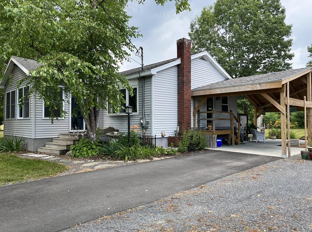 749 Hinckley Road Clinton, ME 04927 - Photo 1 of 42 Front View
