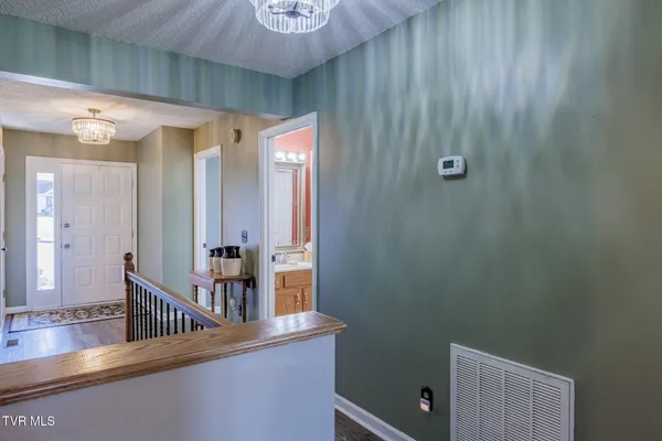 $260,000 | 118 Timberbrook Drive, Bristol, VA 24201
