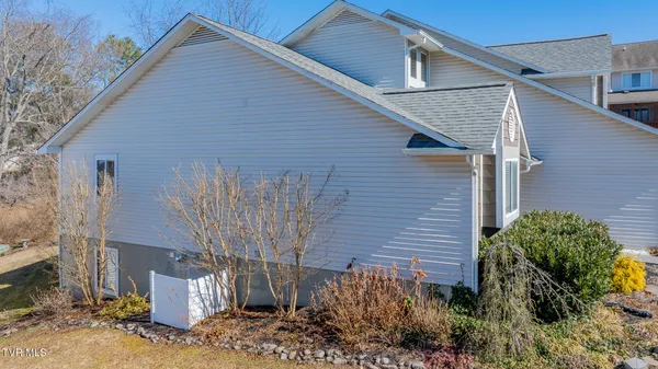 $260,000 | 118 Timberbrook Drive, Bristol, VA 24201