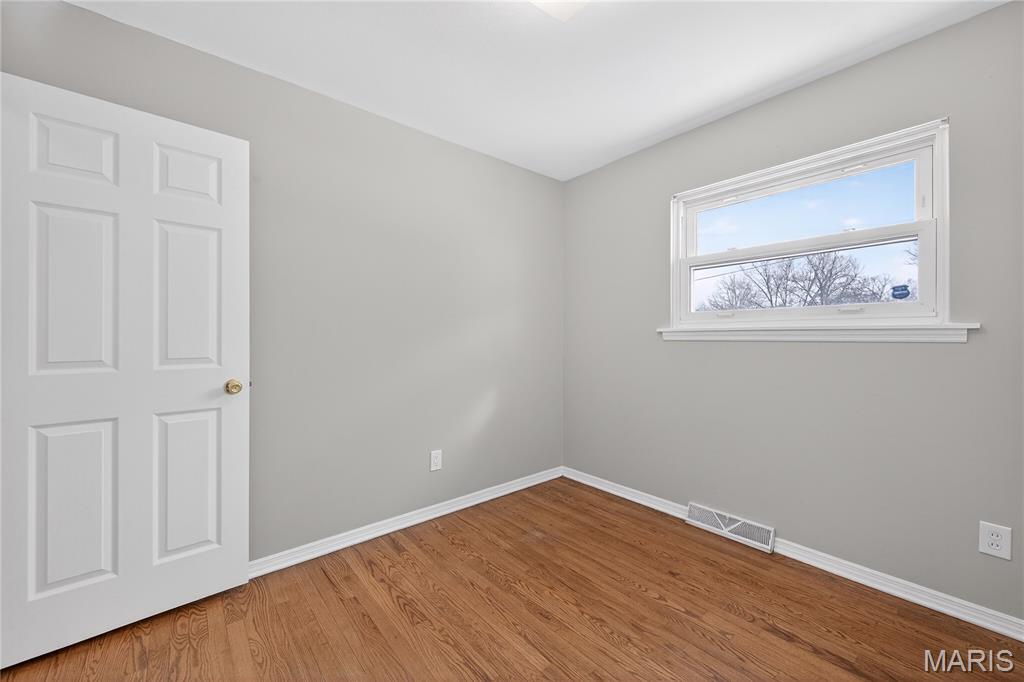 1427 Caulks Hill Road St. Charles, MO 63304 - Photo 15 of 30