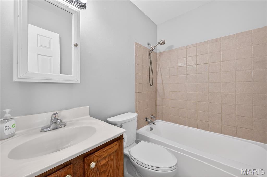 1427 Caulks Hill Road St. Charles, MO 63304 - Photo 16 of 30