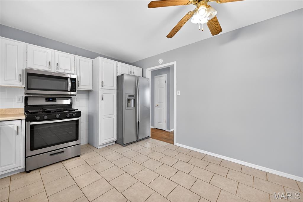 1427 Caulks Hill Road St. Charles, MO 63304 - Photo 8 of 30