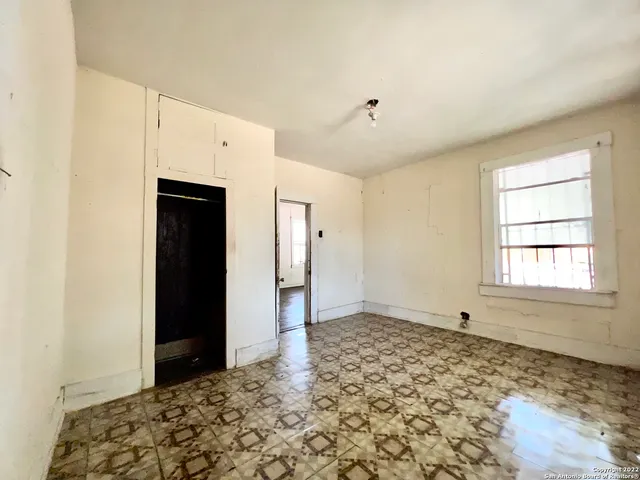 $75,000 | 414 Moten Alley, San Antonio, TX 78202