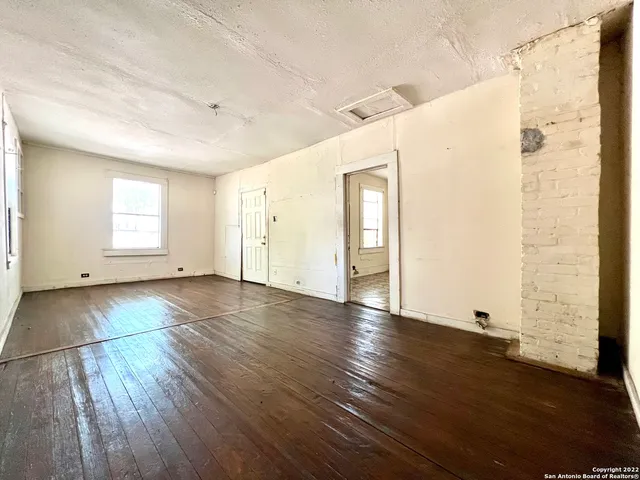 $75,000 | 414 Moten Alley, San Antonio, TX 78202