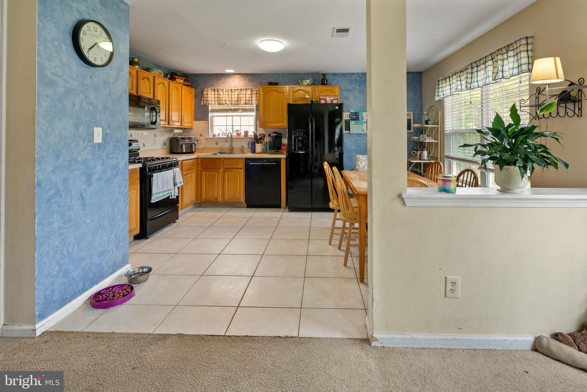 24 Manley Road Pennington, NJ 08534 - Photo 8 of 21