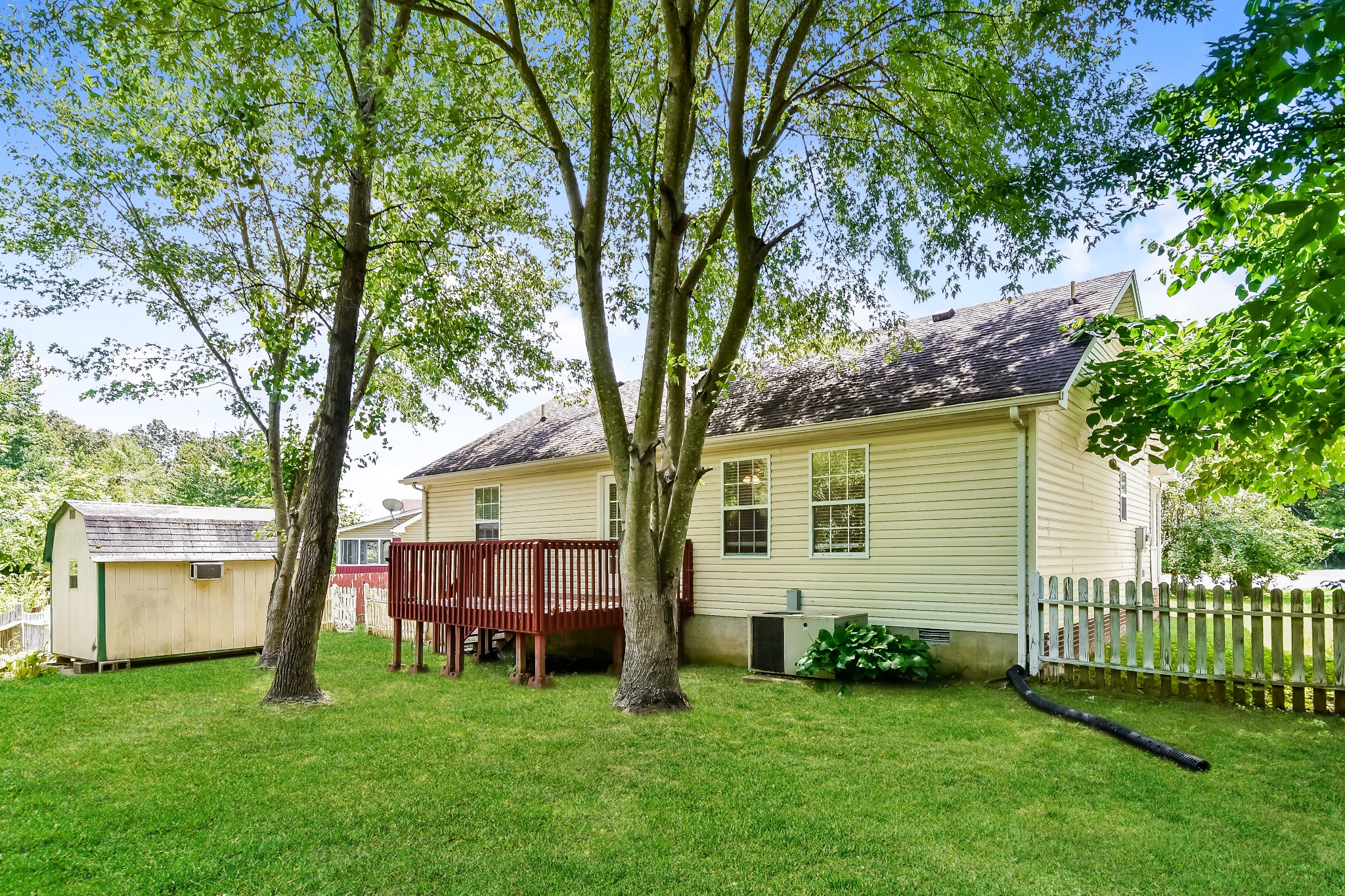 649 Laramie Drive Springfield, TN 37172 - Photo 15 of 15 a view of a house with a yard