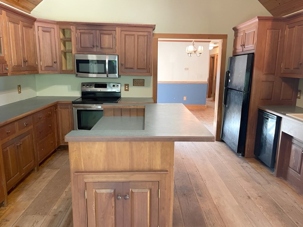 44 Decker Hill Road Scotland, CT 06280 - Photo 5 of 21