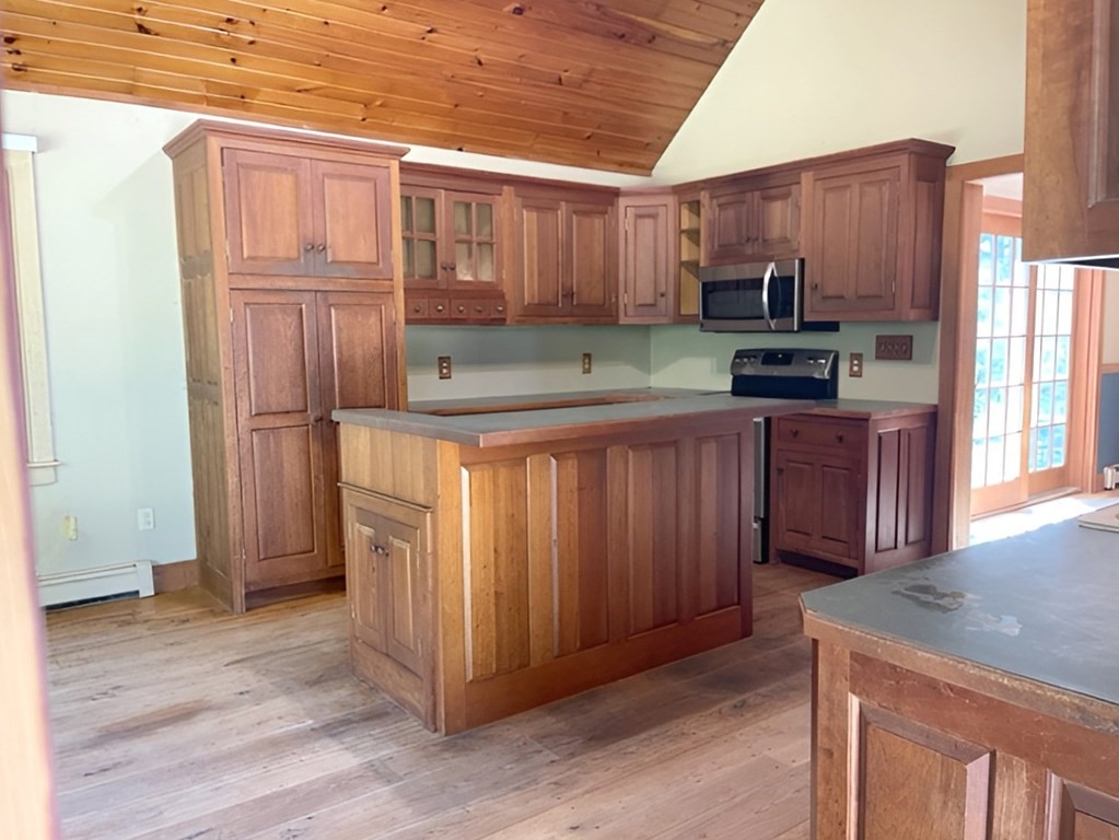 44 Decker Hill Road Scotland, CT 06280 - Photo 6 of 21