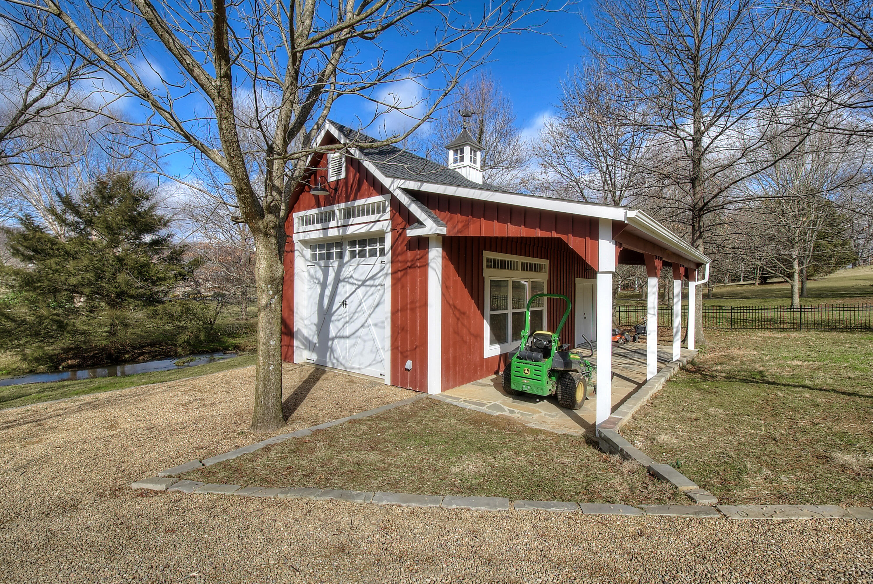 471 Claude Simmons Road Johnson City, TN 37604 - Photo 14 of 73 10