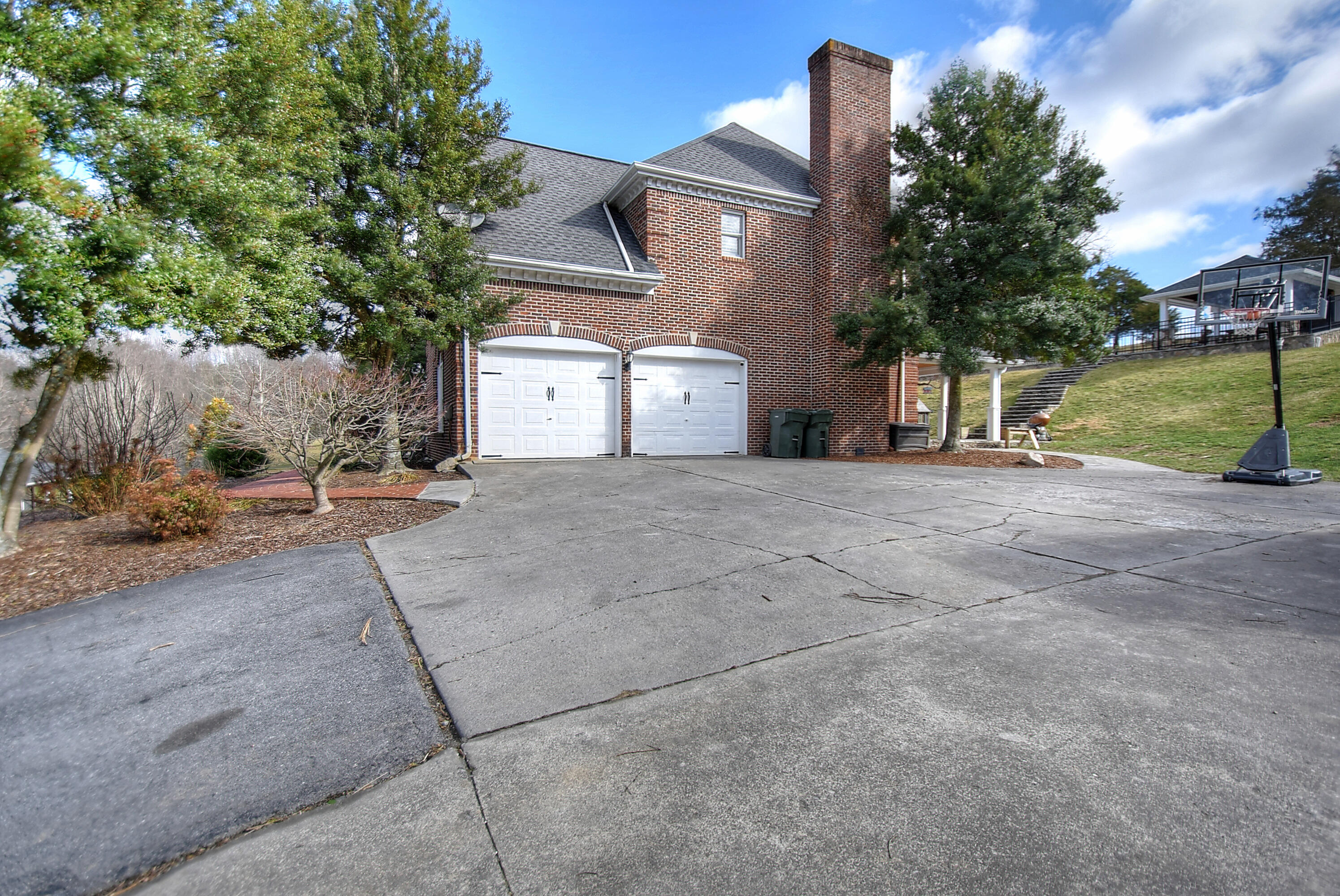 471 Claude Simmons Road Johnson City, TN 37604 - Photo 17 of 73 12