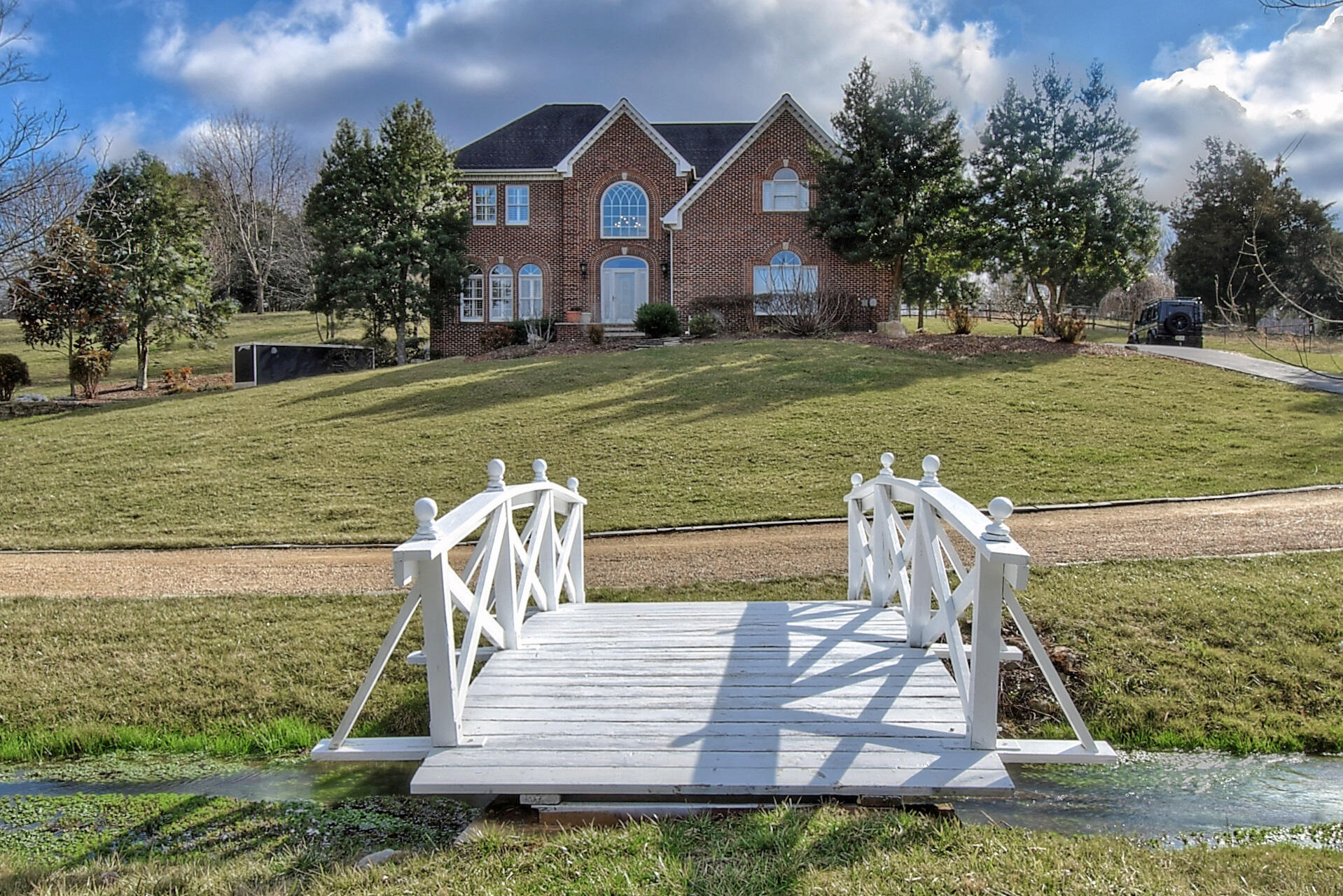 471 Claude Simmons Road Johnson City, TN 37604 - Photo 5 of 73 1