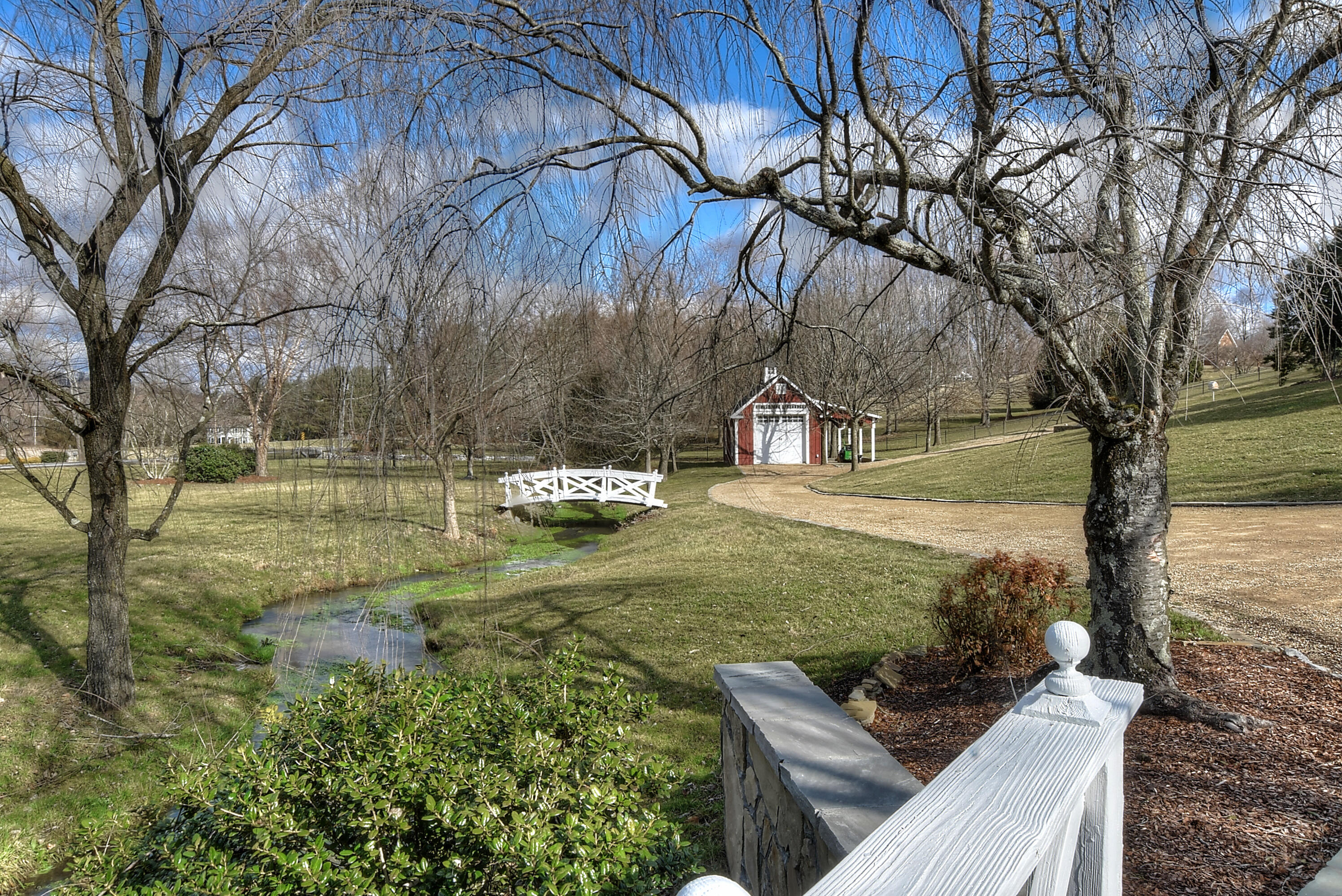 471 Claude Simmons Road Johnson City, TN 37604 - Photo 8 of 73 5