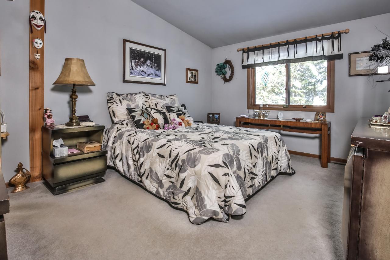 7717 Dixon Road St. Germain, WI 54558 - Photo 11 of 26 Gallery Image 11