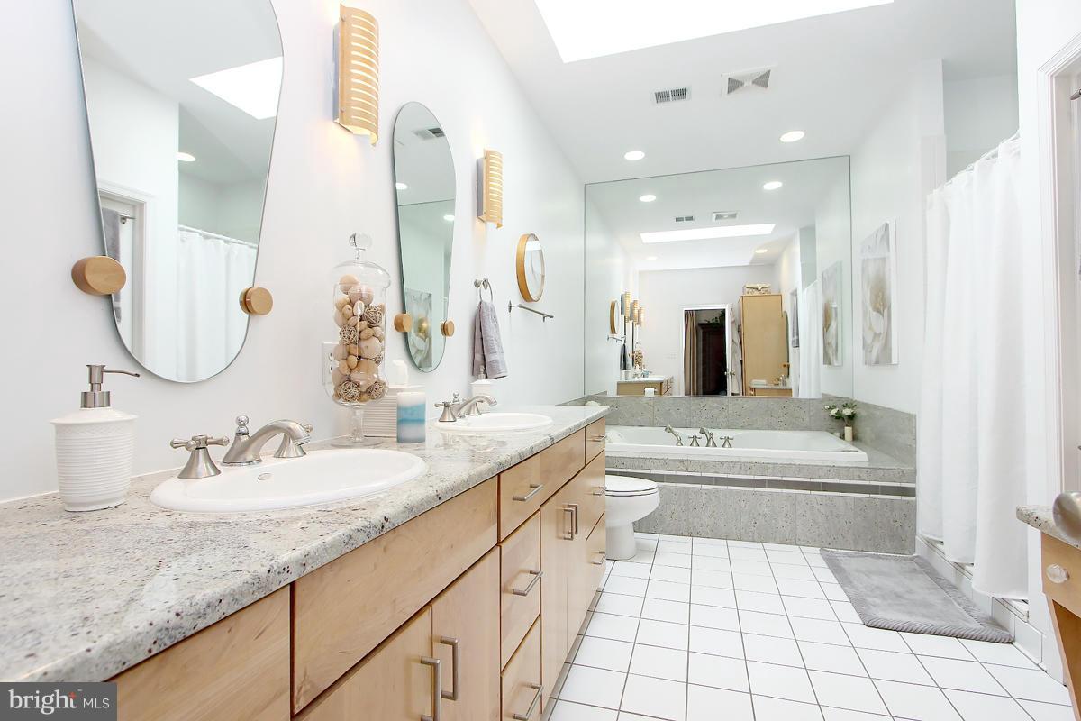 6904 Nevis Road Bethesda, MD 20817 - Photo 18 of 29 LUXURY Master Bath