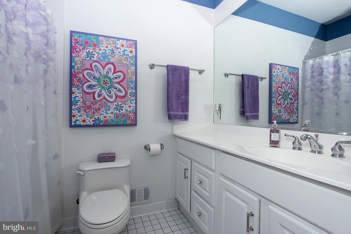 6904 Nevis Road Bethesda, MD 20817 - Photo 20 of 29 En Suite Bath