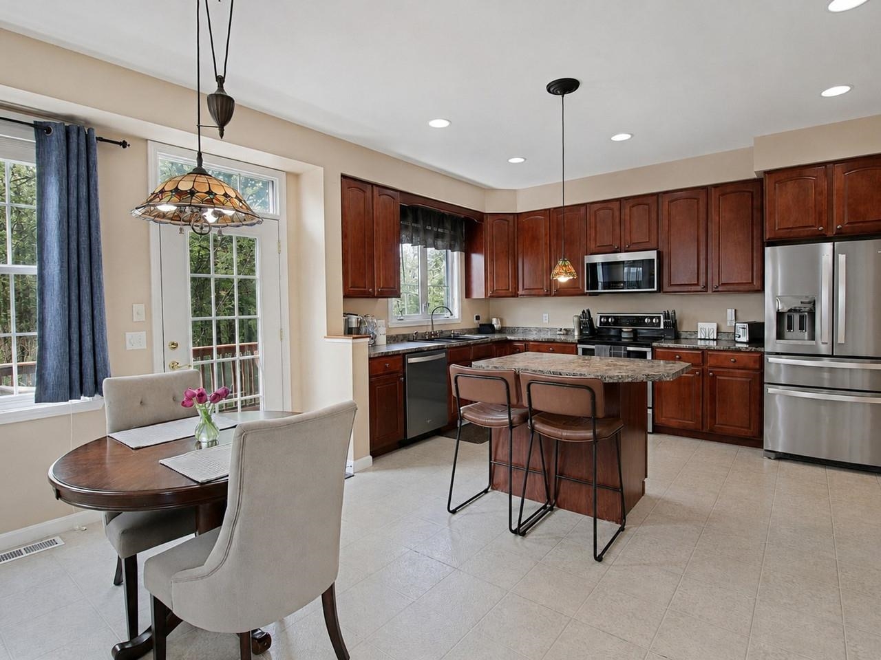 129 Allen Drive Milton, VT 05468 - Photo 4 of 38
