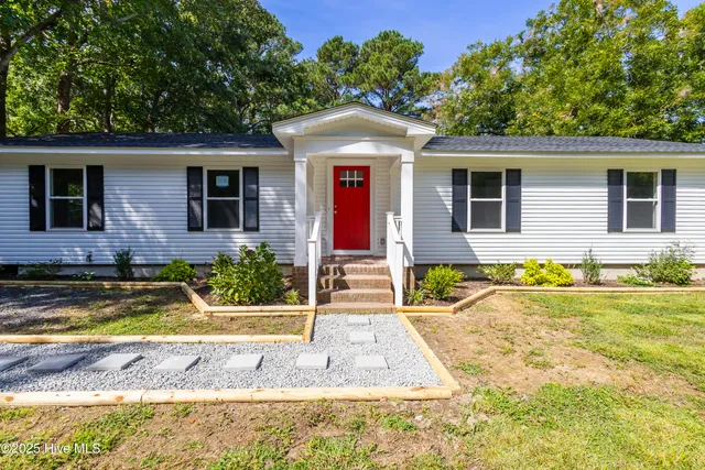 $388,000 | 155 Launch Landing Road, Moyock, NC 27958