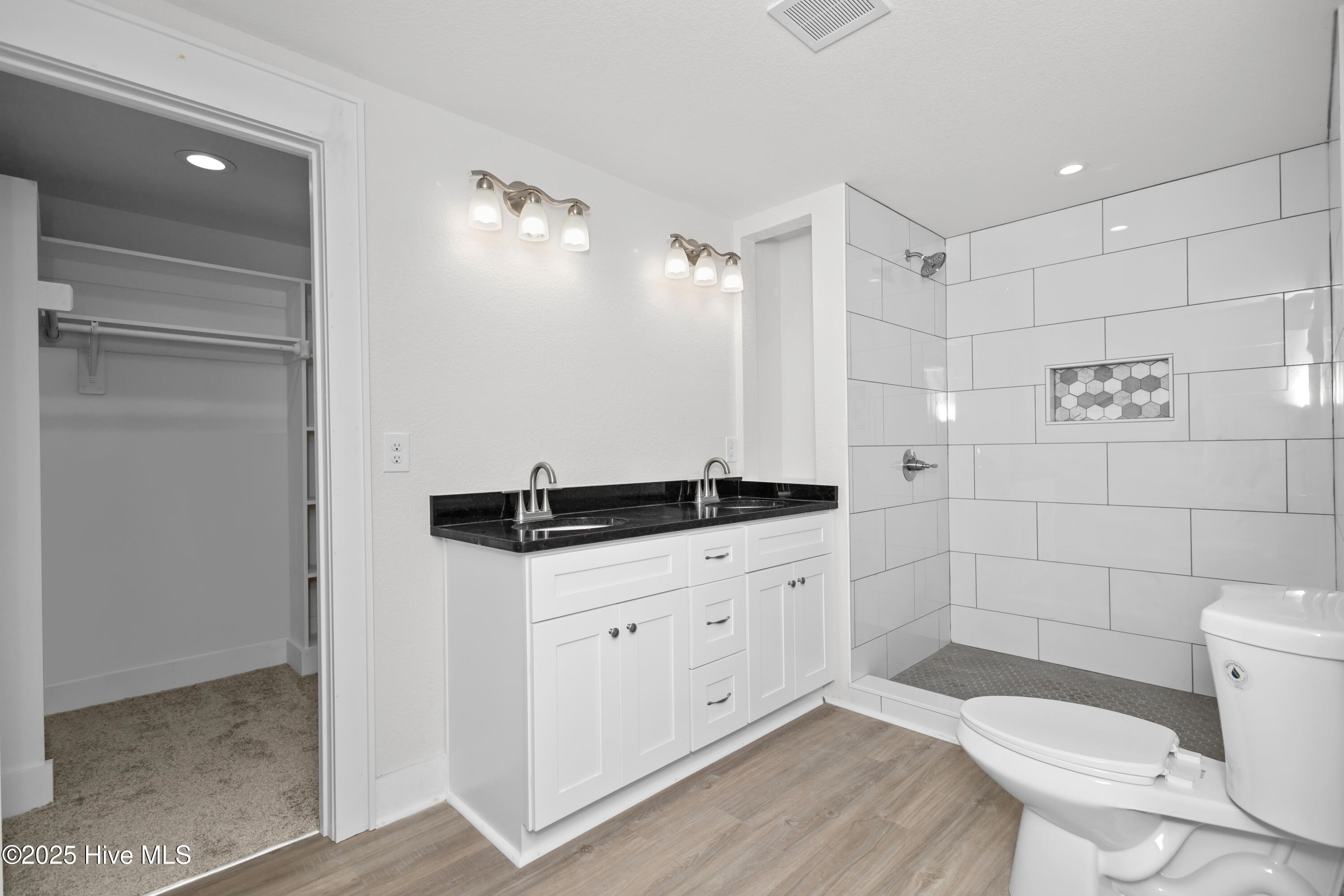 155 Launch Landing Road Moyock, NC 27958 - Photo 12 of 43 26