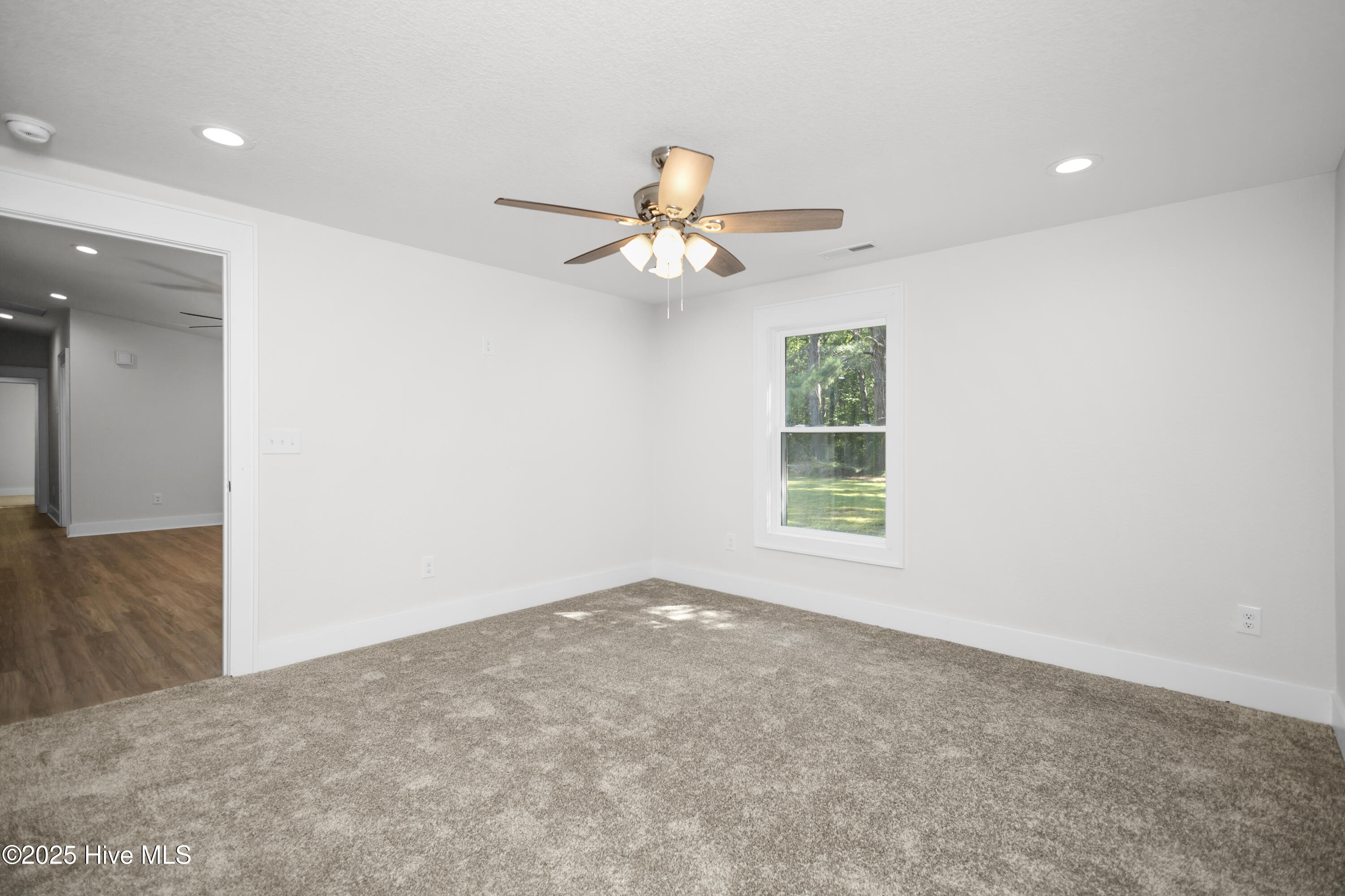 155 Launch Landing Road Moyock, NC 27958 - Photo 24 of 43 25