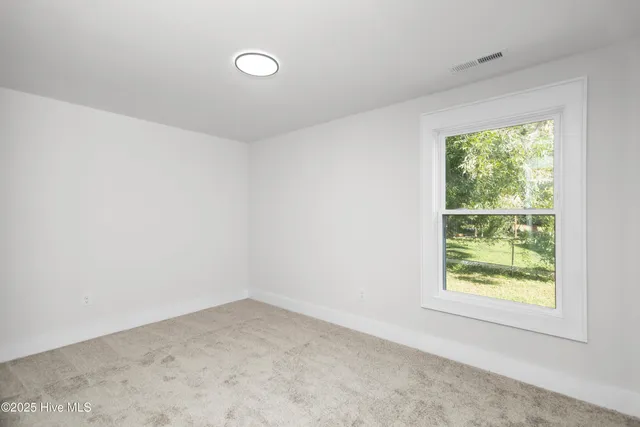 $388,000 | 155 Launch Landing Road, Moyock, NC 27958