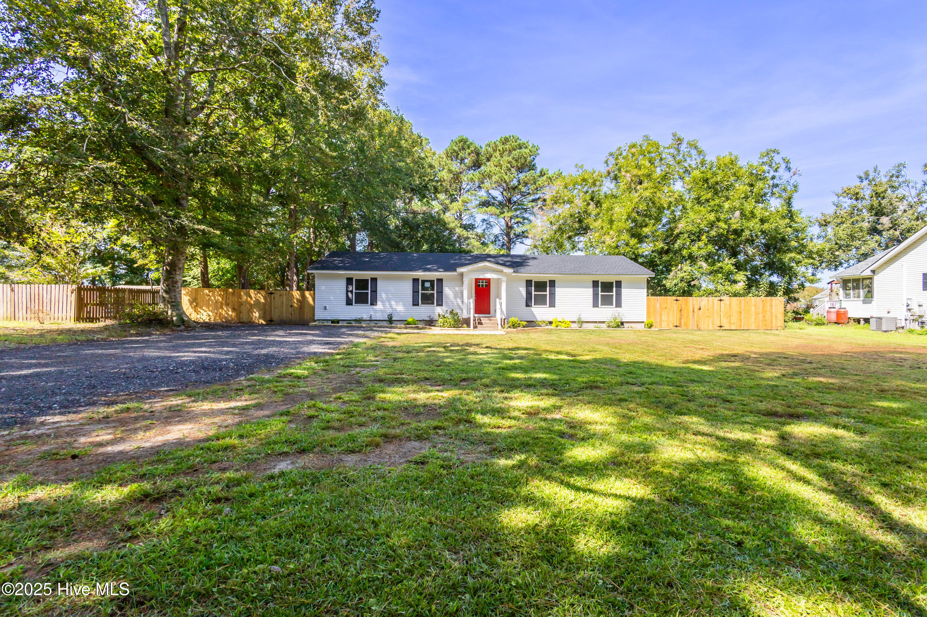 155 Launch Landing Road Moyock, NC 27958 - Photo 39 of 43 1