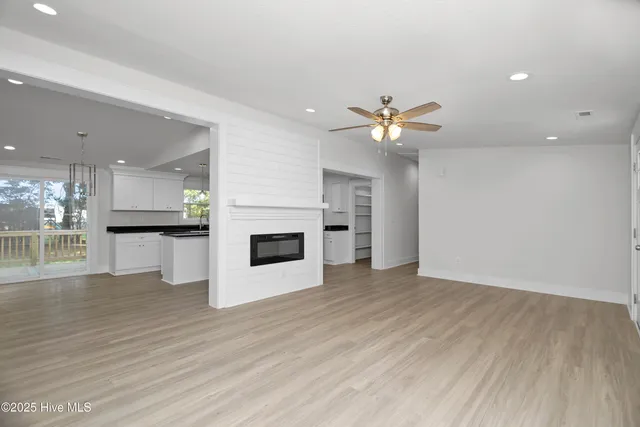 $388,000 | 155 Launch Landing Road, Moyock, NC 27958