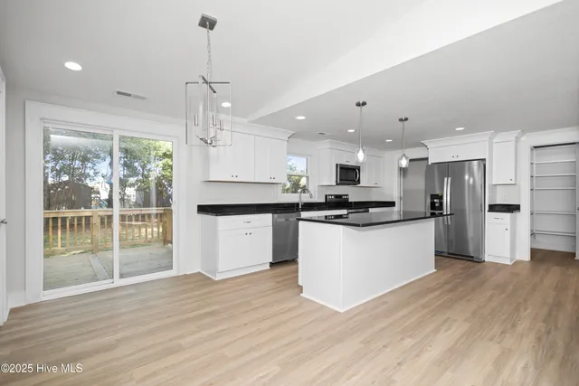 $388,000 | 155 Launch Landing Road, Moyock, NC 27958