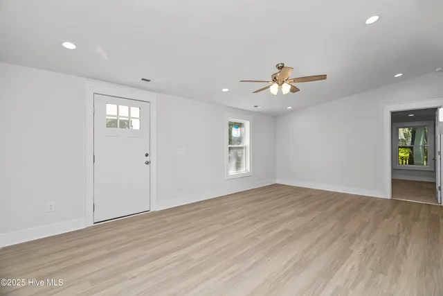 $388,000 | 155 Launch Landing Road, Moyock, NC 27958