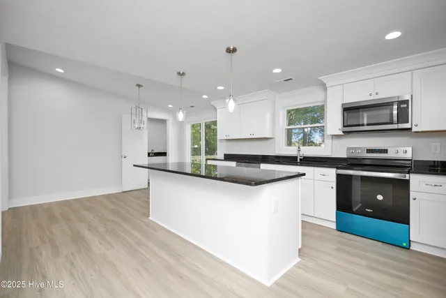 $388,000 | 155 Launch Landing Road, Moyock, NC 27958