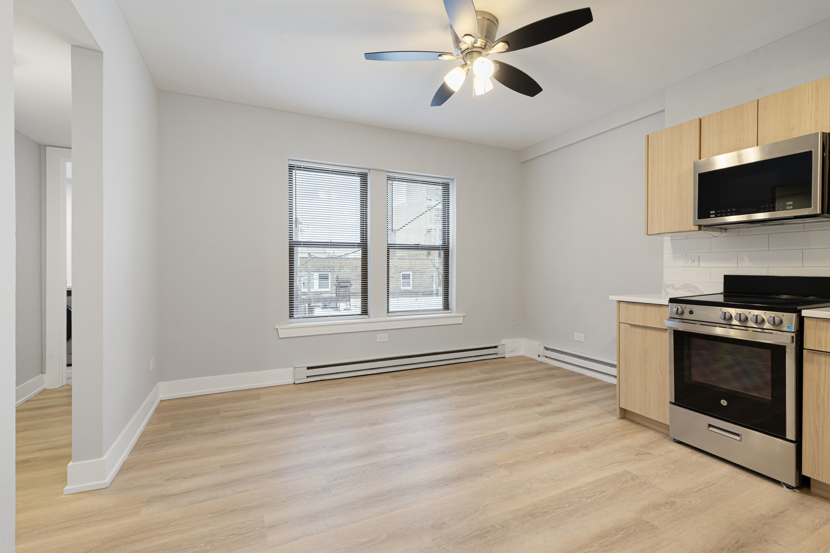 1634 West Howard Street, Unit 312 Chicago, IL 60626 - Photo 4 of 6