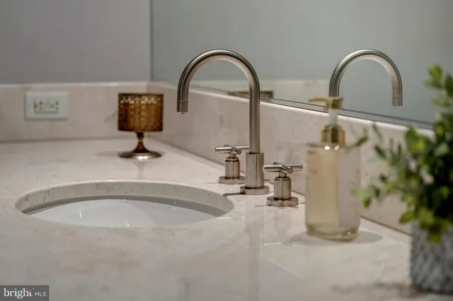 a close view of sink and tap