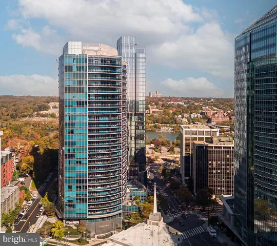 $1,470,000 | 1881 North Nash Street, Unit 210, Arlington, VA 22209