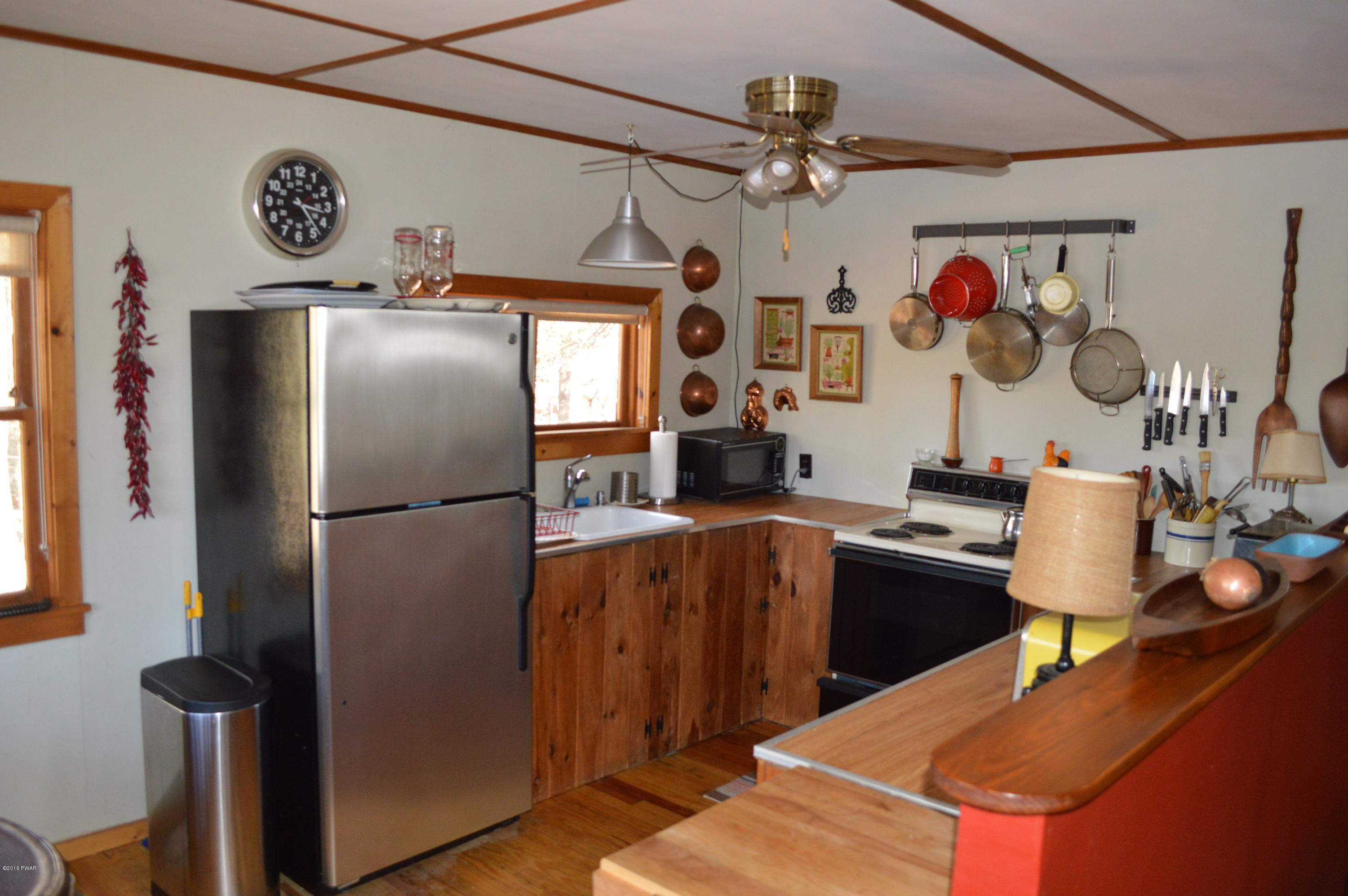 125 Kleinhans Pond Road Hawley, PA 18428 - Photo 4 of 18 kitchen
