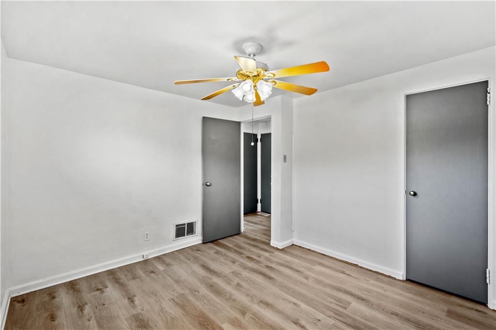 962 Roland Pittsburgh, PA 15221 - Photo 11 of 25 Gallery Image 11