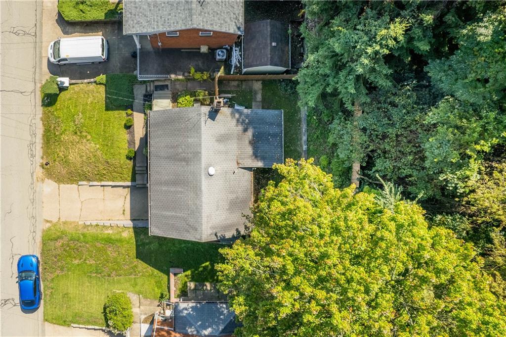 962 Roland Pittsburgh, PA 15221 - Photo 23 of 25 Gallery Image 23