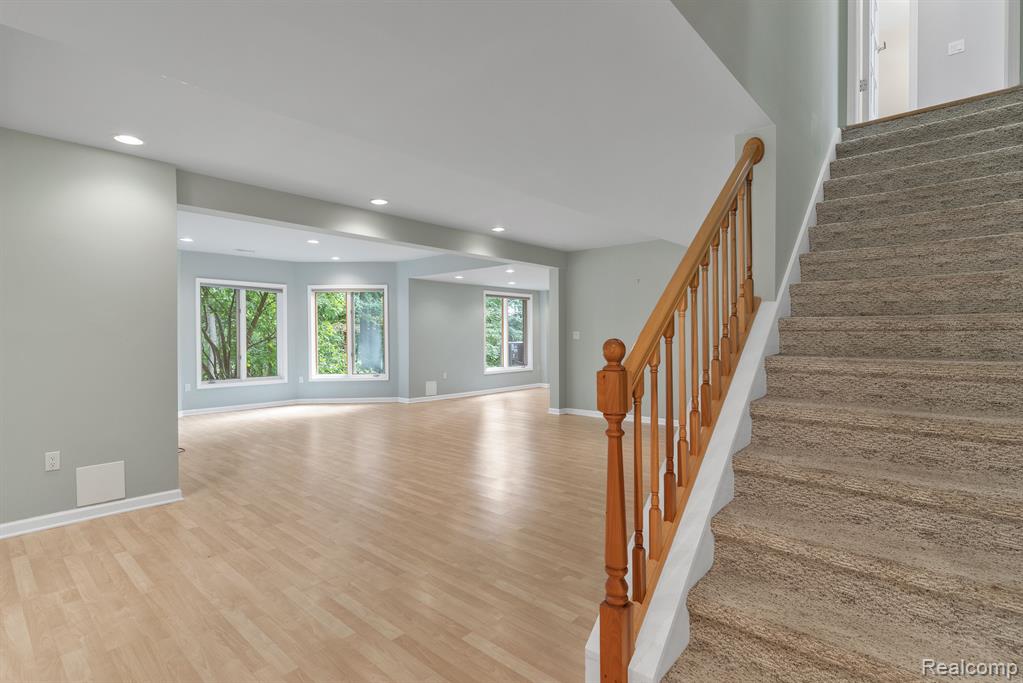 1691 Spring Creek Drive Rochester Hills, MI 48306 - Photo 49 of 78