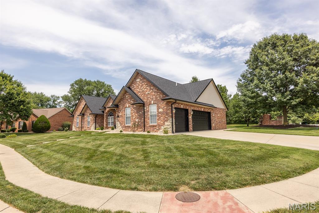 1822 Riviera Lane O'Fallon, IL 62269 - Photo 3 of 49