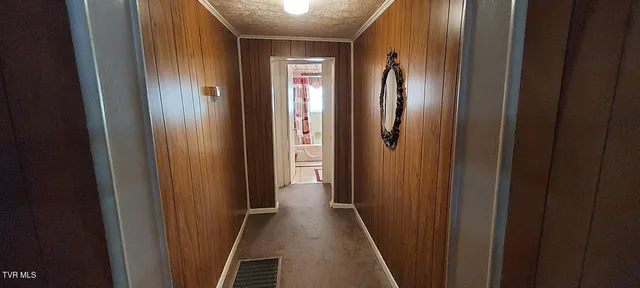 $199,000 | 293 Sub Holw Drive, Rose Hill, VA 24281