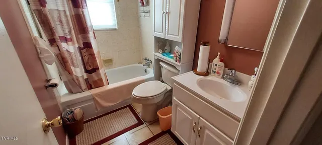 $199,000 | 293 Sub Holw Drive, Rose Hill, VA 24281